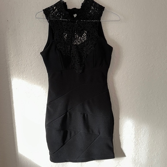 Honey and Rosie black cocktail dress size small - Picture 2 of 8